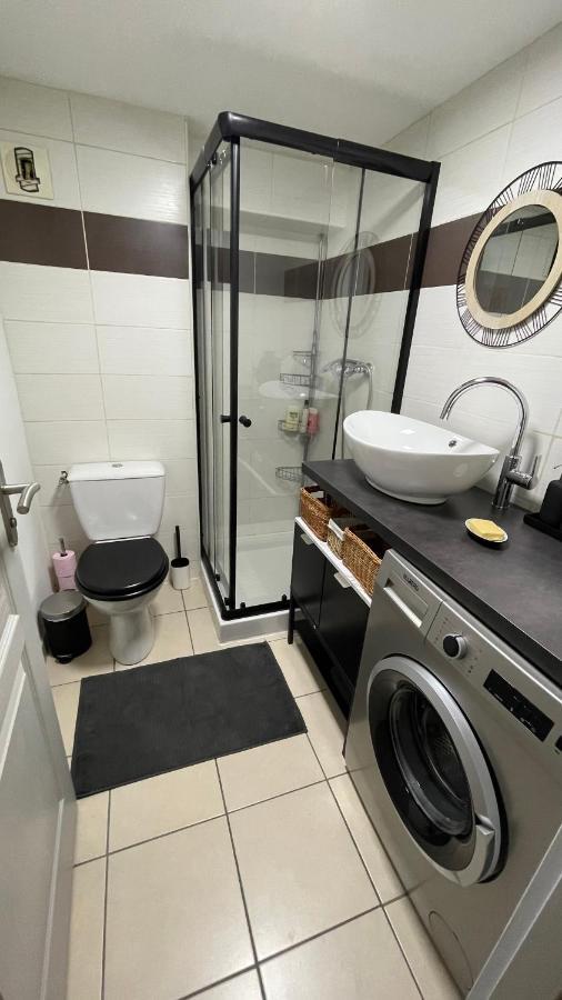 Addis Apartment ซาลง-เดอ-โพรวองซ์ ภายนอก รูปภาพ
